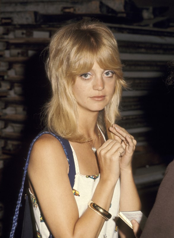 Young goldie hot hawn Goldie Hawn