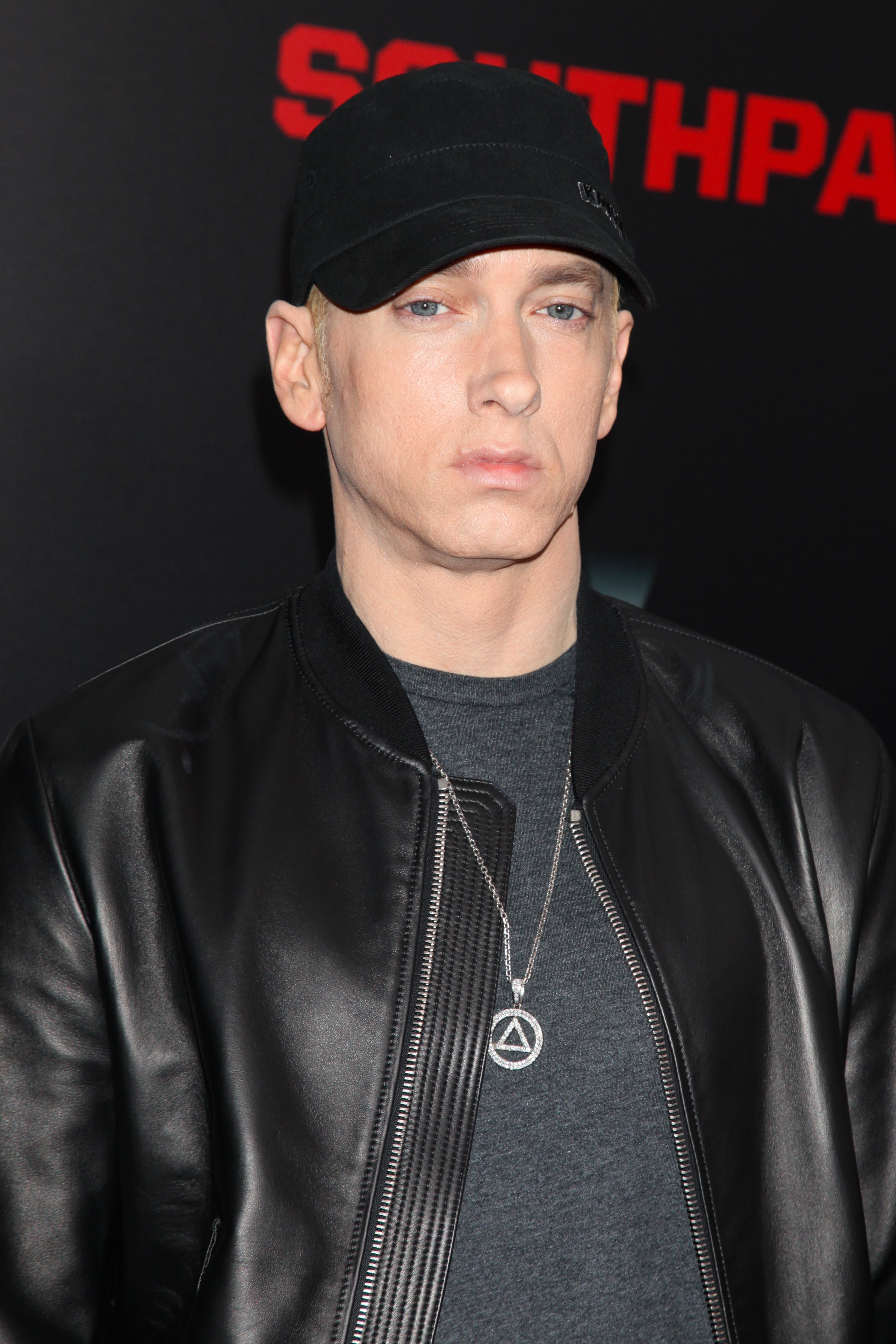 MIXTAPE + SONG DOWNLOAD: D12 w/ Eminem “FAME” + Return of The