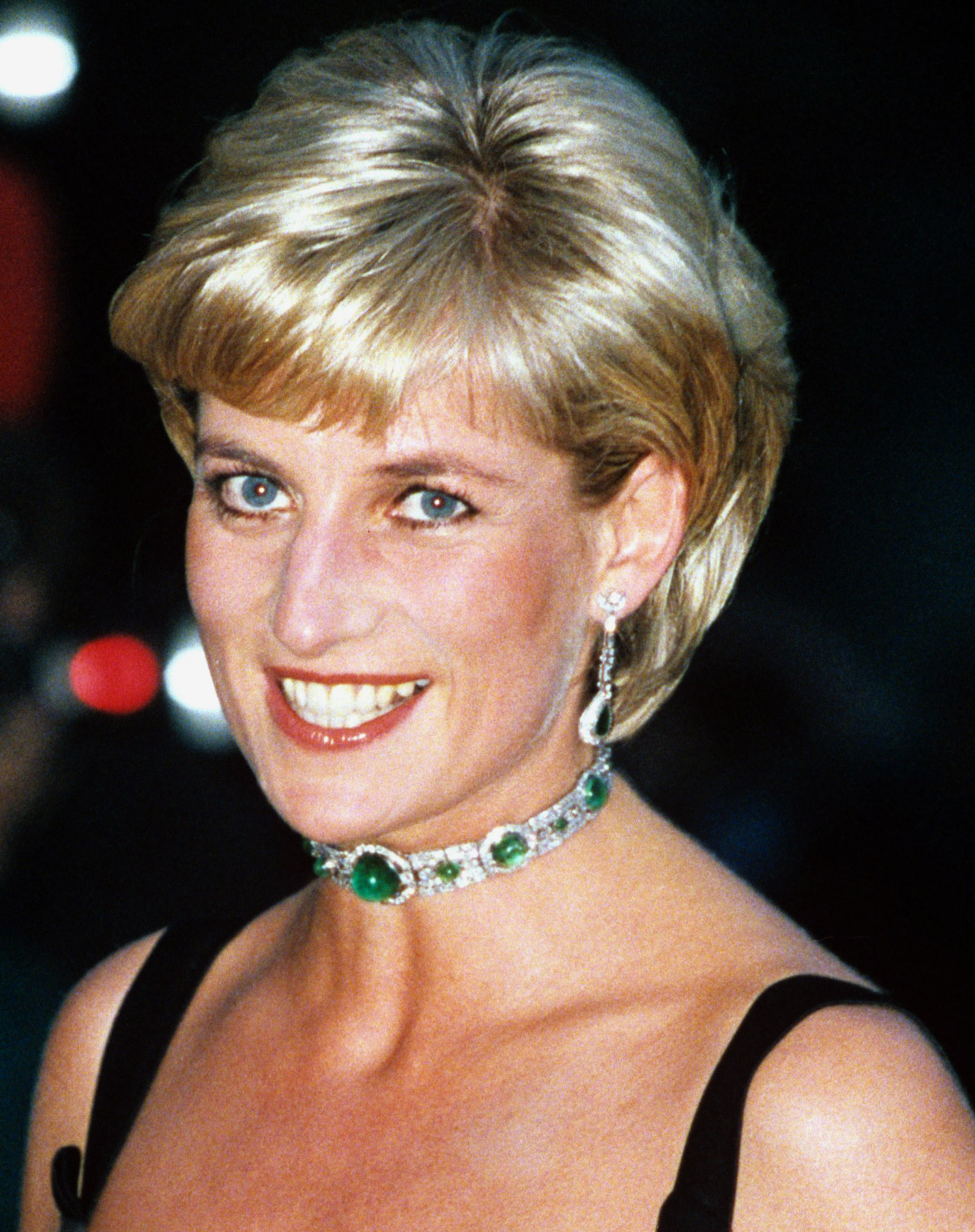 The Crown' Slammed for Making Iconic Princess Diana Necklace Look 'Cheap'