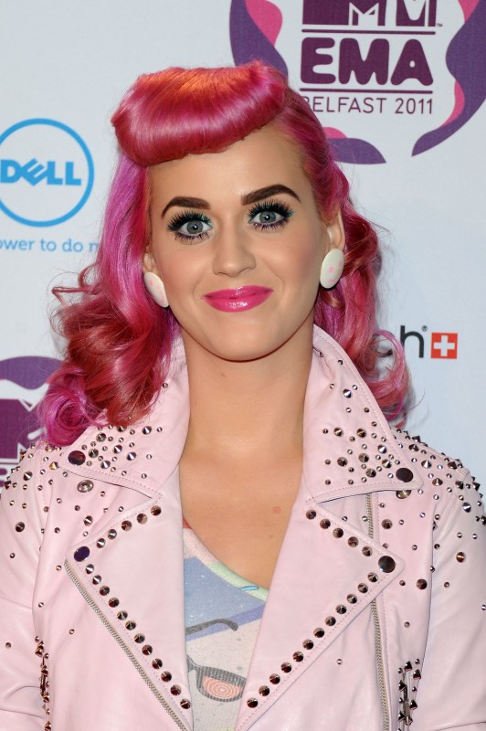 Stars who've debuted shocking hair colors or styles | Gallery ...