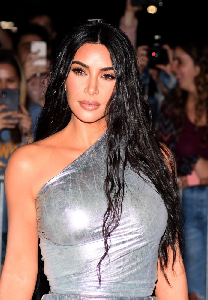 Kim Kardashian West sues app for $10 million over photo | Wonderwall.com