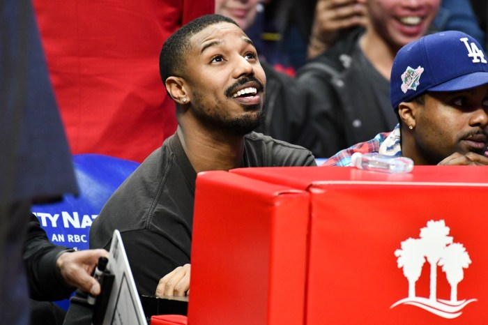 Stars courtside at basketball games, Gallery