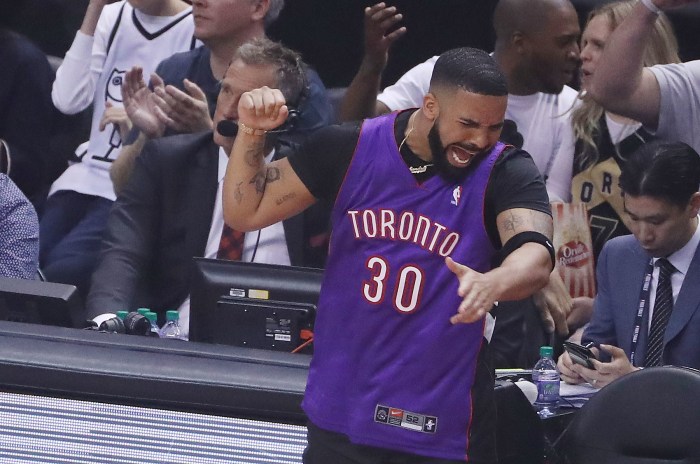 Raptors ambassador Drake sat courtside at the Raptors game last night and  Twitter produces comedy over Rihanna's pregnancy