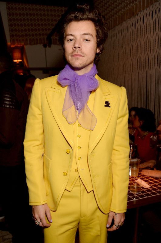 Harry Styles Most Playful Fashion Moments Gallery Wonderwall Com