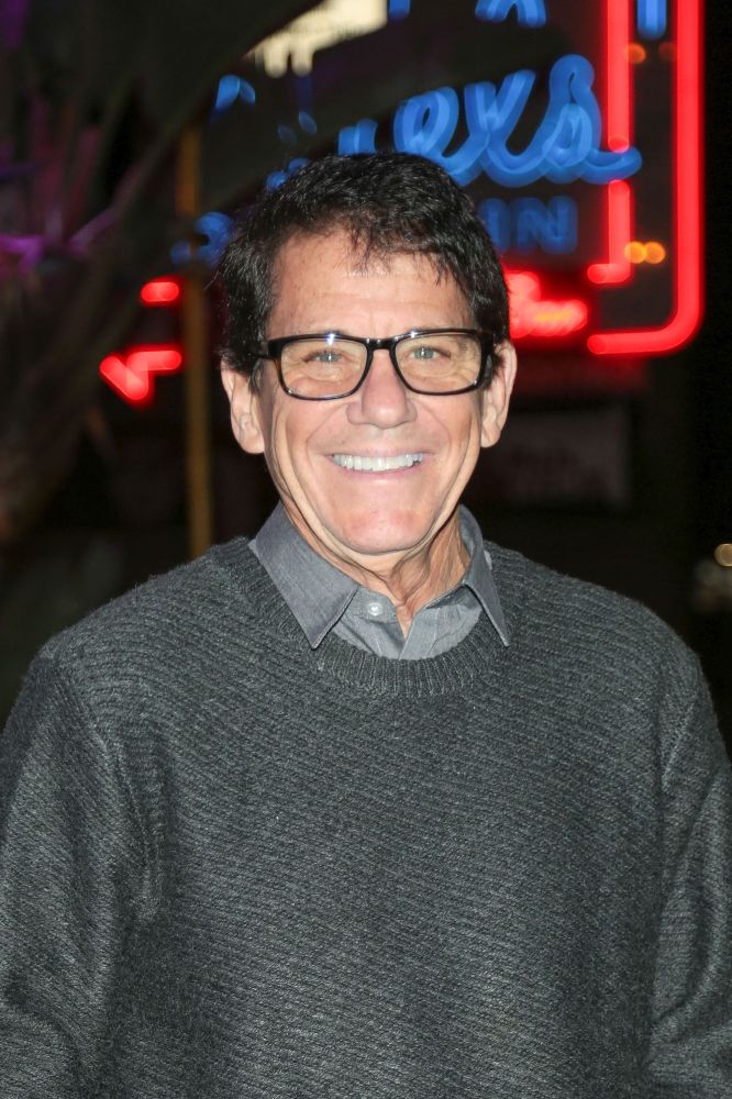 'Happy Days' star Anson Williams files to divorce wife of more than 30