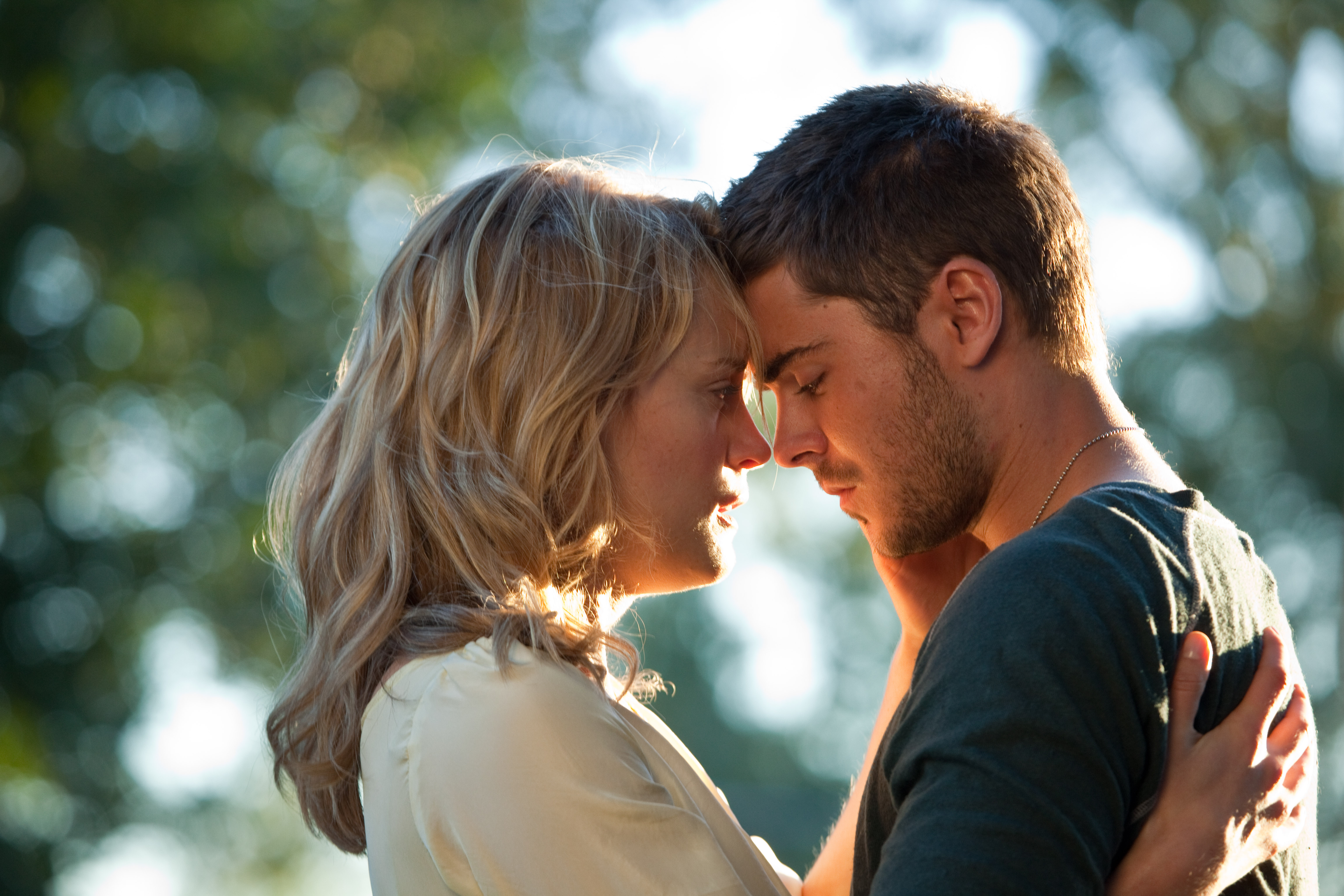 Taylor Schilling, Zac Efron, The Lucky One