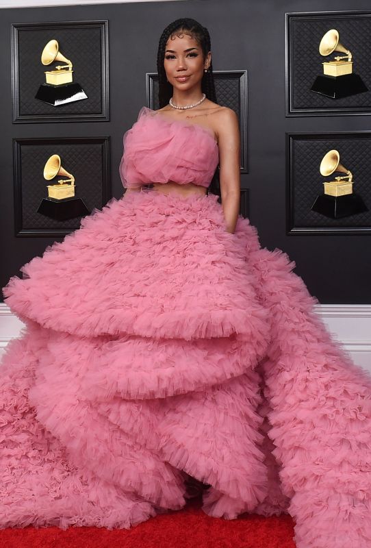Fashion hits and misses from the 2021 Grammy Awards | Gallery ...