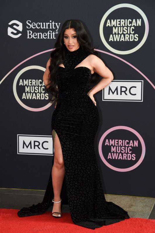 Photos: Cardi B Wore 8 Different Outfits at the 2021 AMAs
