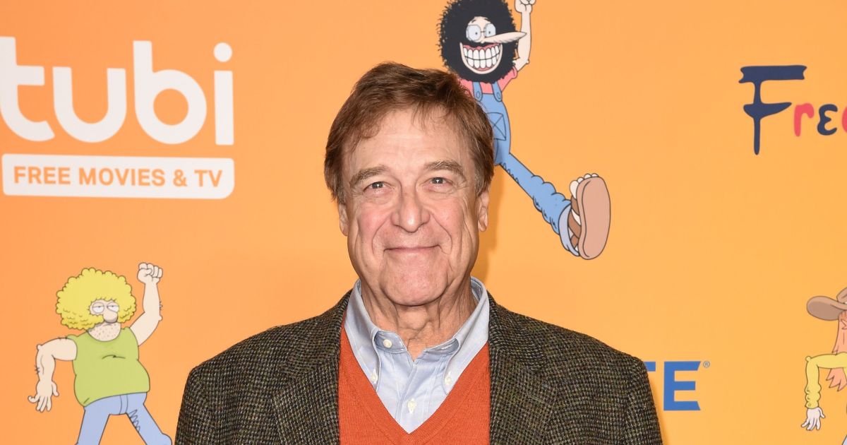 John Goodman's jaw-dropping weight loss, plus more of the best celebrity body moments of 2021.jpg