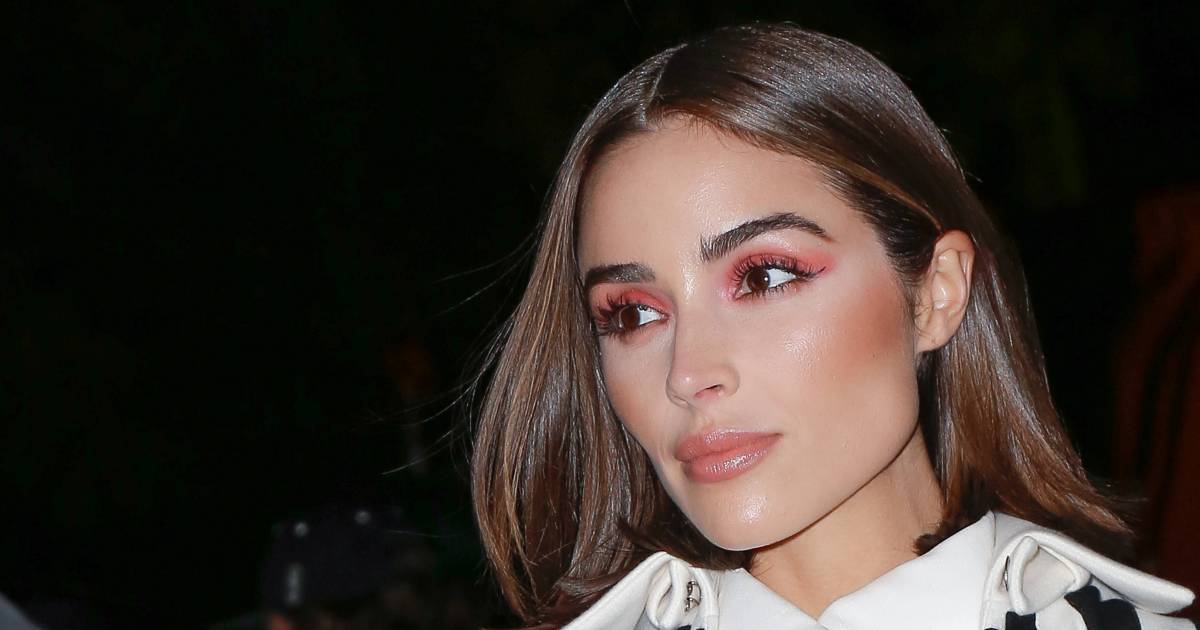 Olivia Culpo's travel outfit deemed 'inappropriate,' more celebs who've sparked airport or airplane drama.jpg