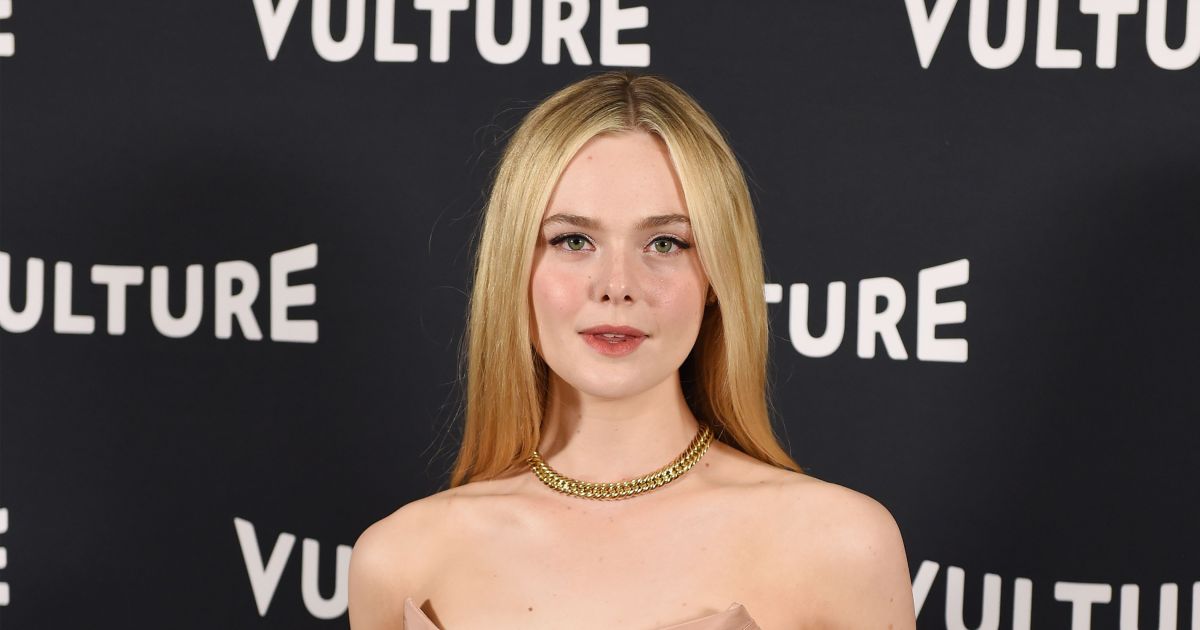 Elle Fanning wears forehead prosthetic to transform into convict Michelle Carter: Pics.jpg