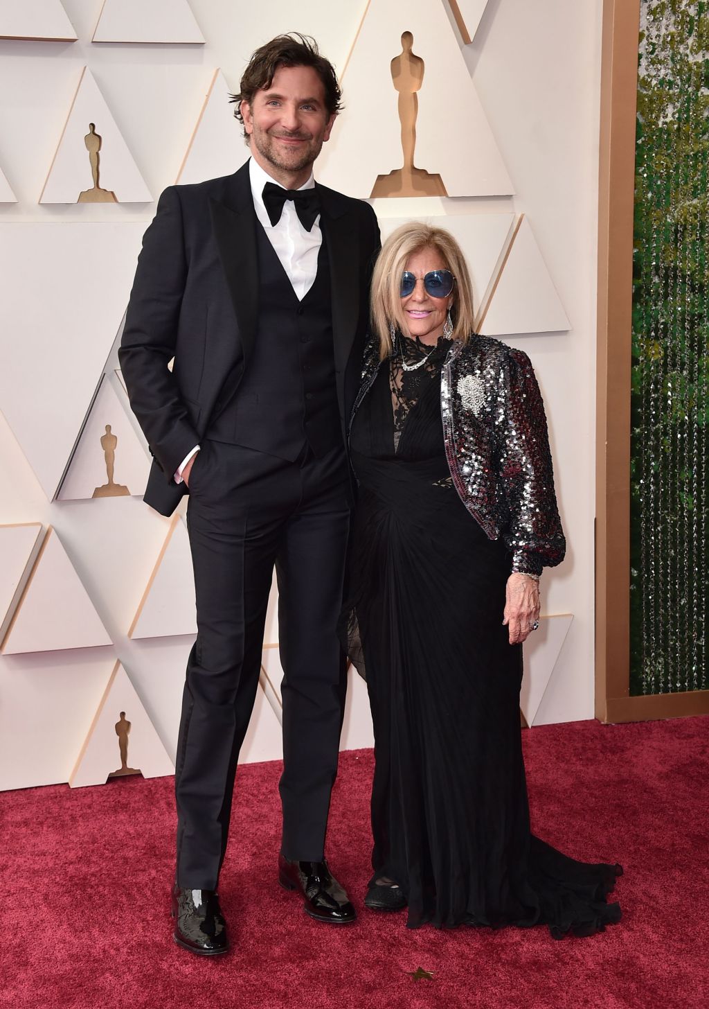 Bradley Cooper, mom Gloria Campano, Oscars red carpet, Academy Awards, mother