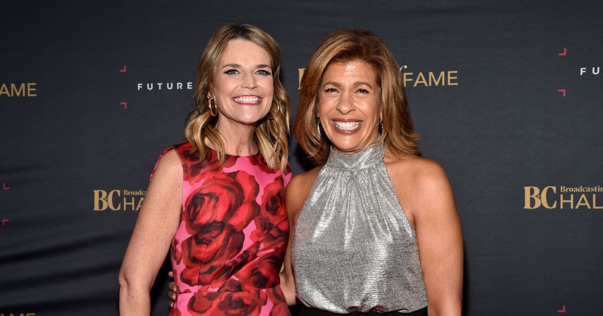 TV insiders suspect Savannah Guthrie's 'Today' tardiness is due to reported feud with Hoda Kotb.jpg