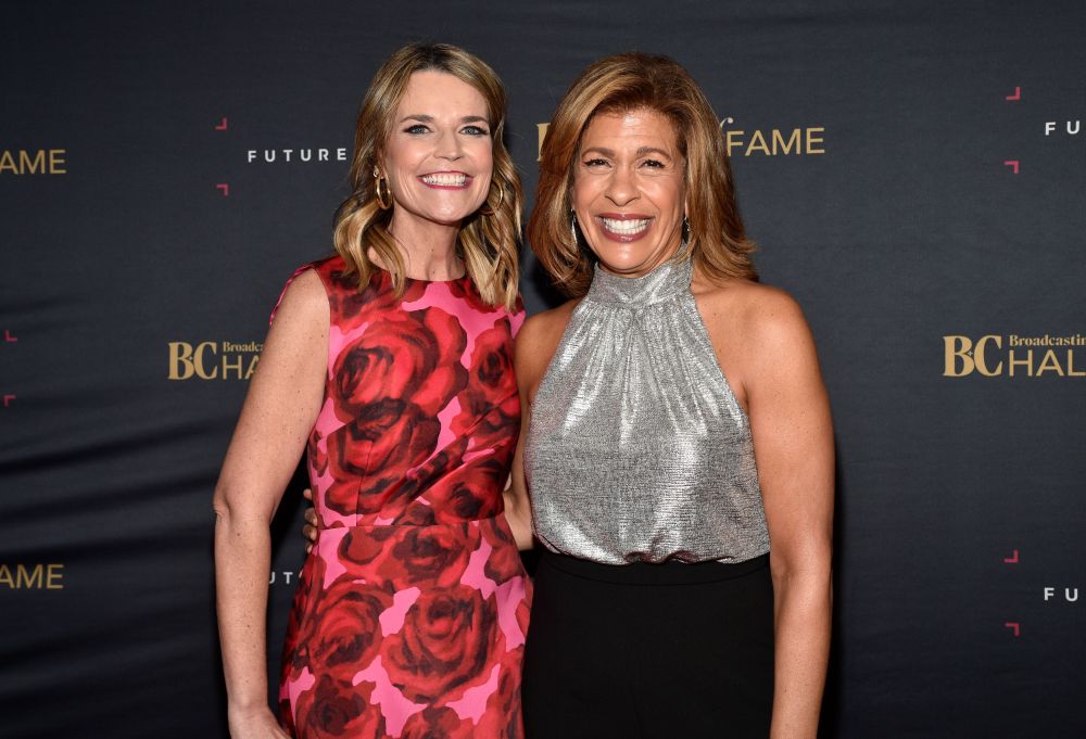 See Hoda Kotb's Office Makeover By The 'Home Edit' Team