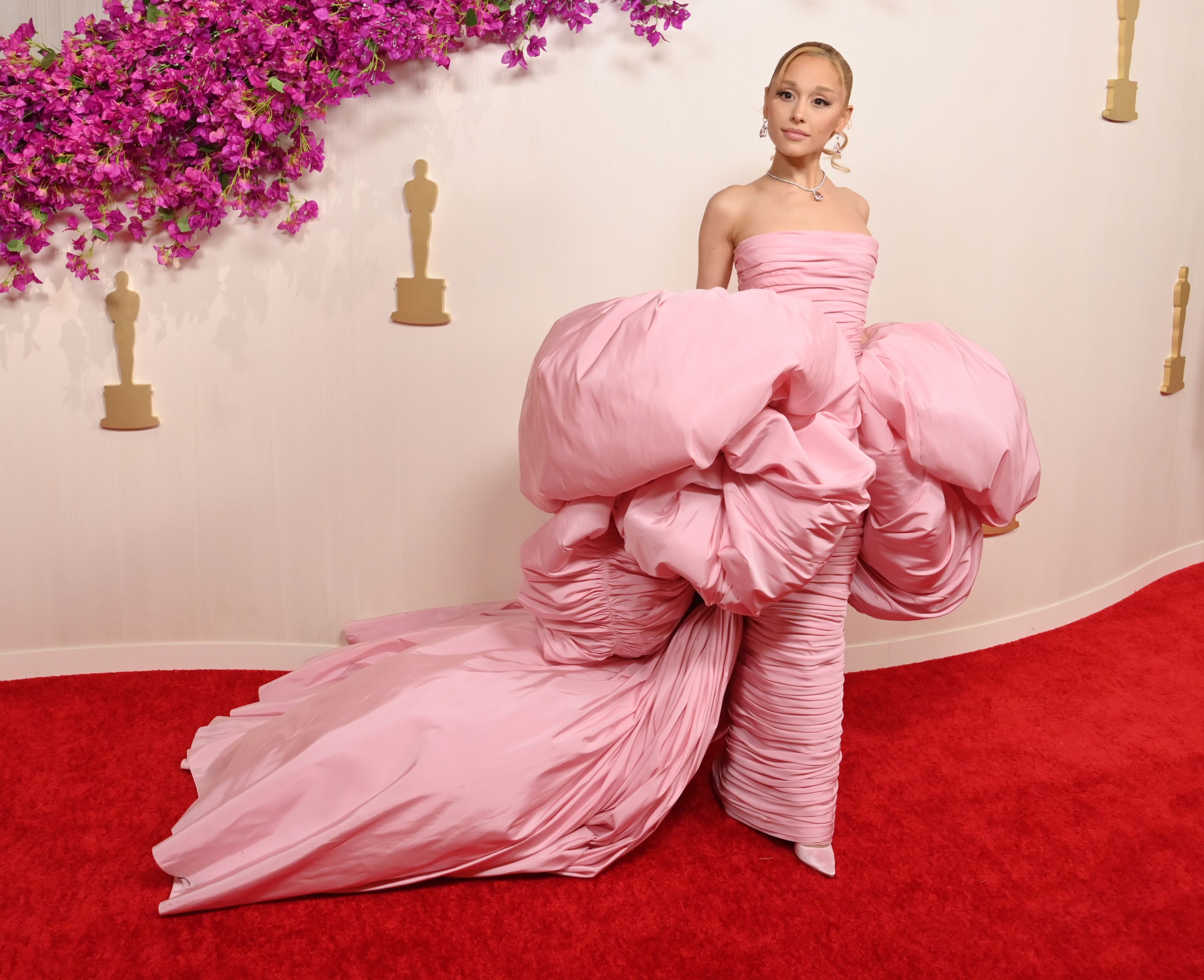 2024 Oscars Red Carpet Photos: Zendaya, Ryan Gosling and More - The New  York Times